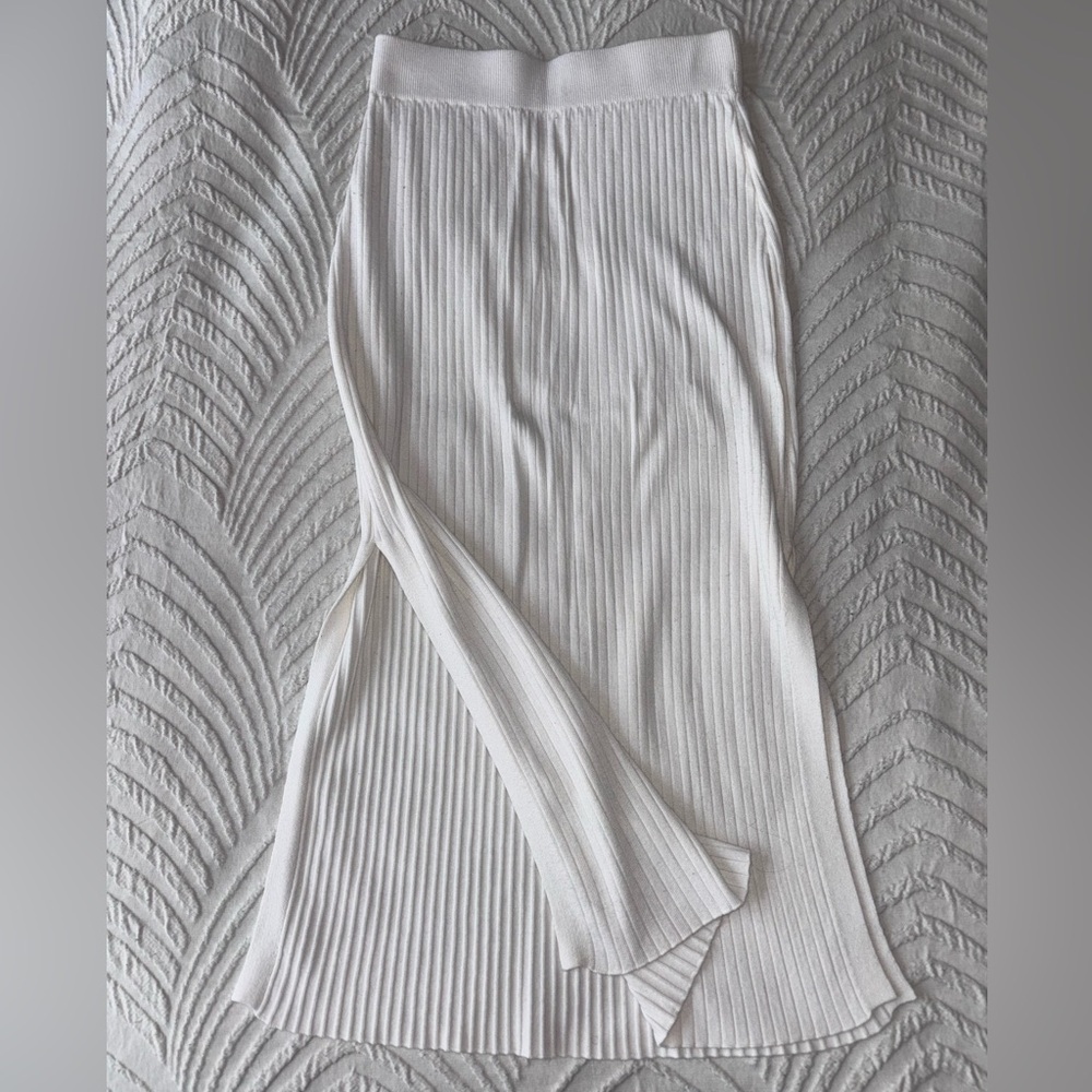 Cotton Citizen Cream Ribbed Midi Skirt